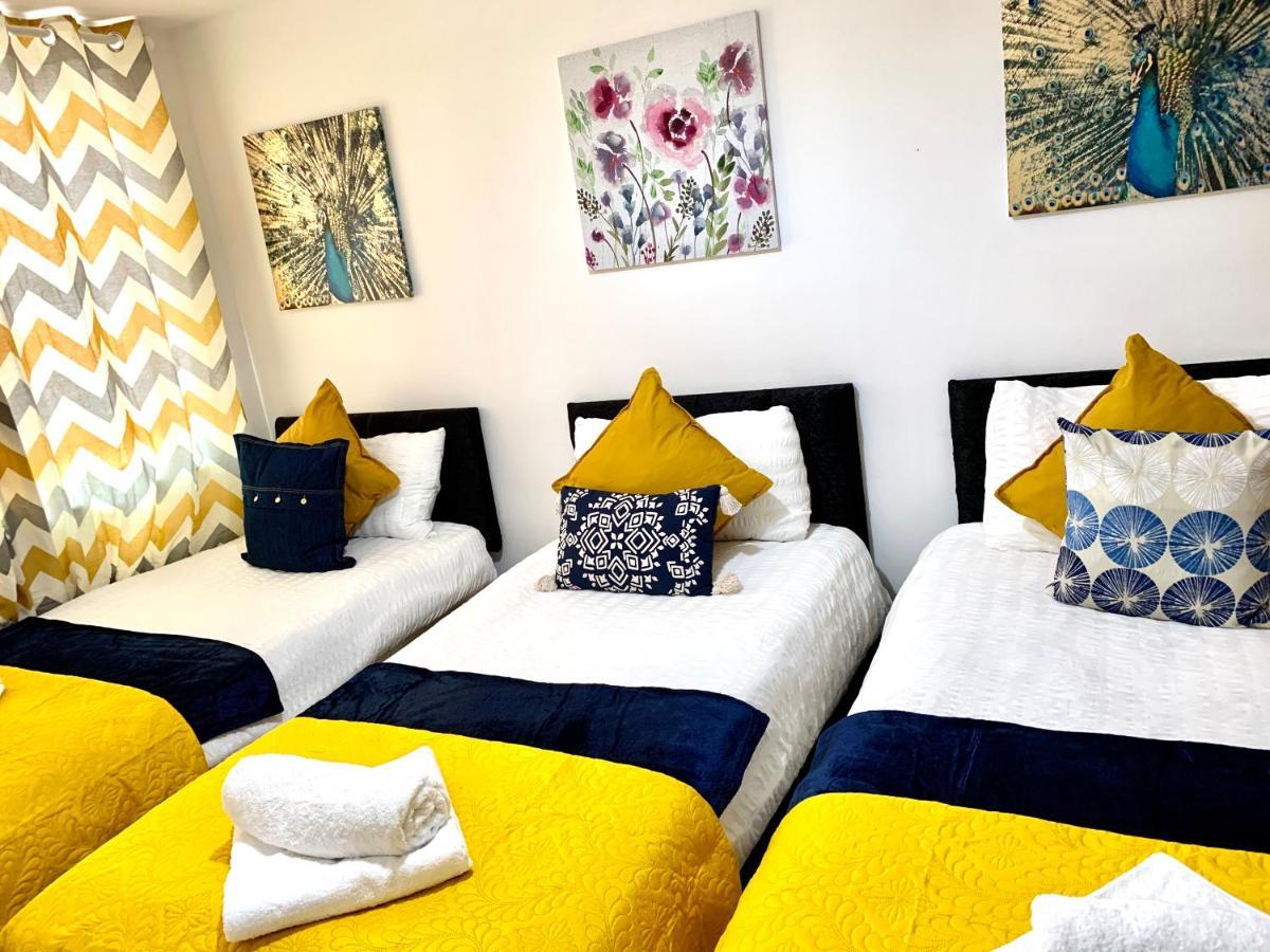 Central London 2 Bedrooms, Seperate Recption, Full Kitchen, Free Parking Luaran gambar